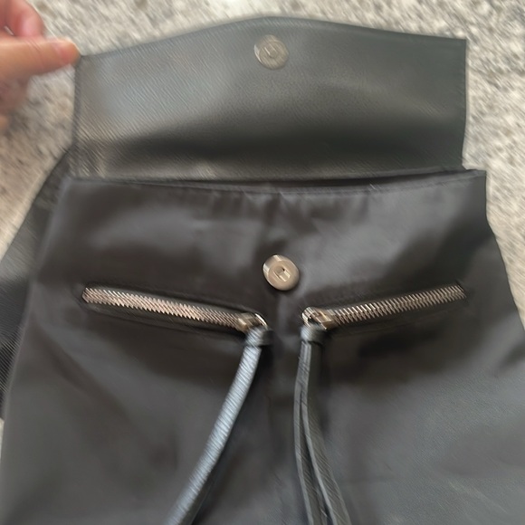 Botkier New York Black "Trigger" Backpack Purse - Picture 6 of 9